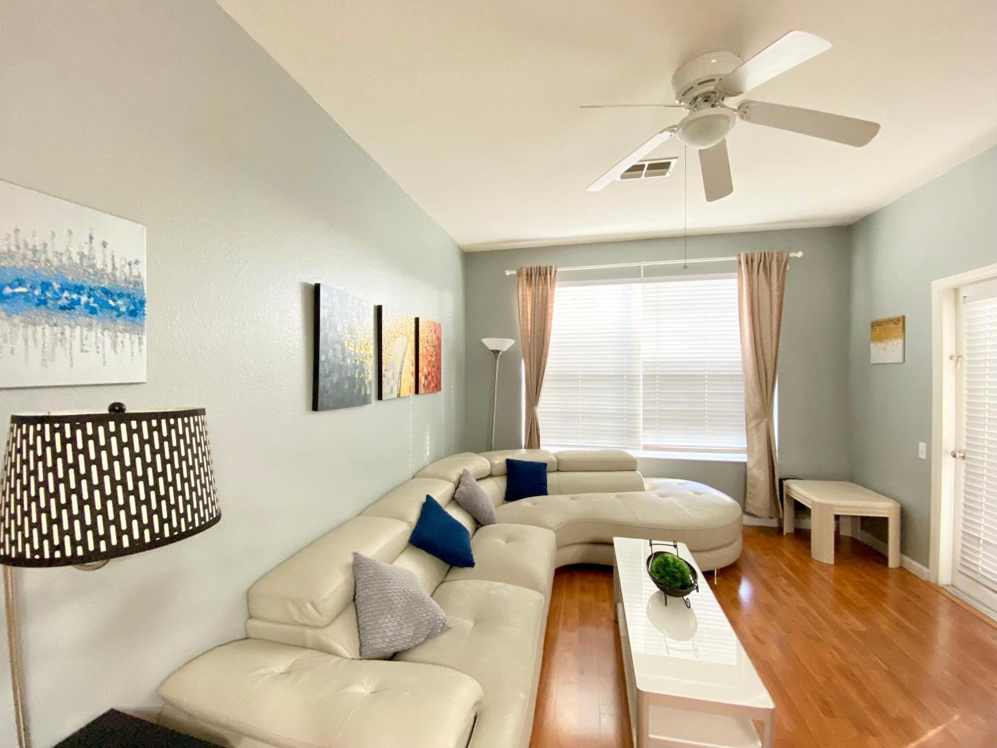 3 Bedroom Resort Style Condo, 3 Miles To Disney! คิสซิมมี ภายนอก รูปภาพ